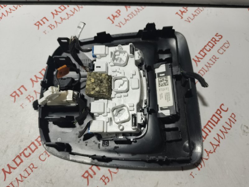 Плафон подсветки салона, 3000 рублей, Владимир