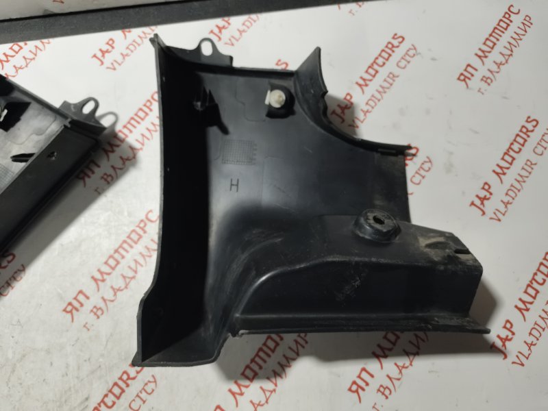 Накладка кузова, 2000 рублей, Владимир