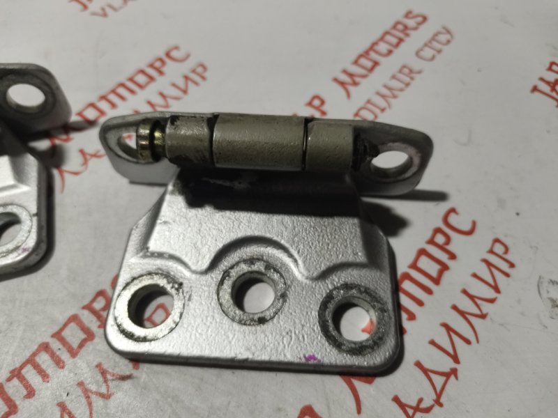 Петля крышки багажника, 800 рублей, Владимир