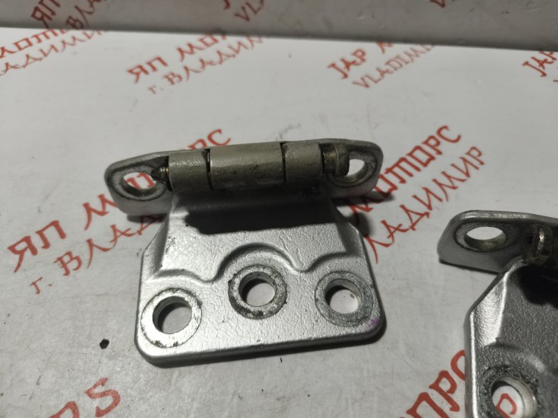 Петля крышки багажника, 800 рублей, Владимир