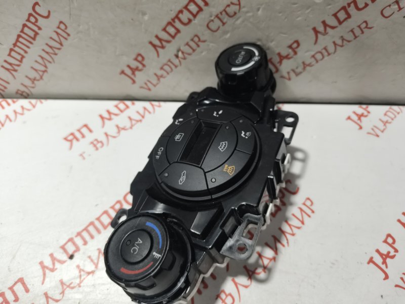 Блок управления климат-контролем, 2000 рублей, Владимир