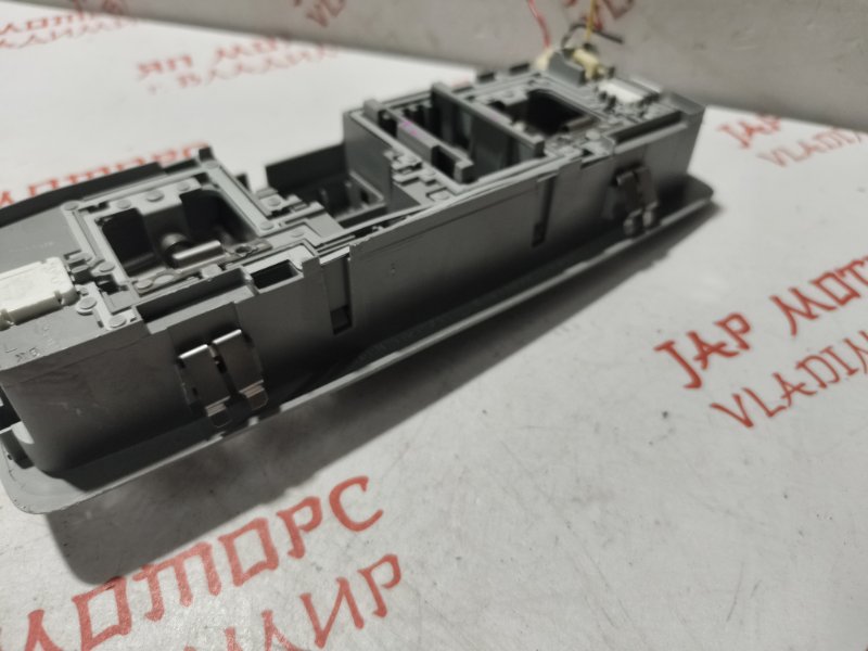 Плафон подсветки салона, 750 рублей, Владимир