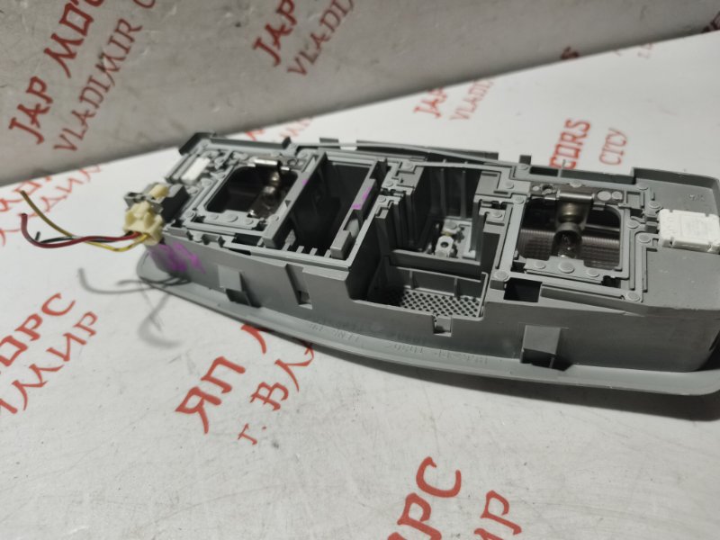 Плафон подсветки салона, 750 рублей, Владимир