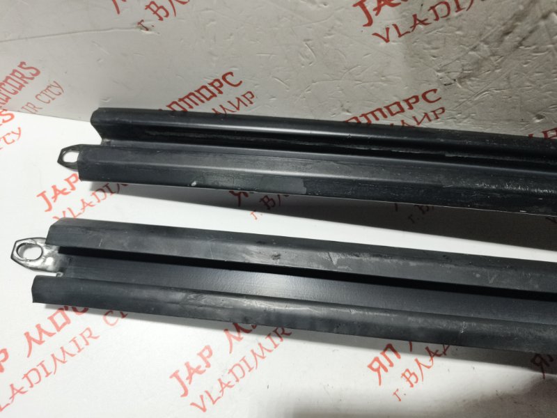 Полозья сдвижной двери, 2000 рублей, Владимир