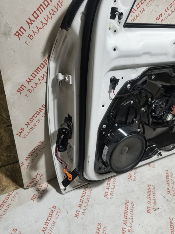 Дверь боковая, 22000 рублей, Владимир