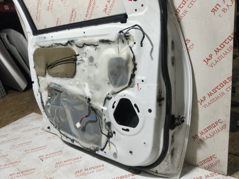 Дверь боковая, 15000 рублей, Владимир