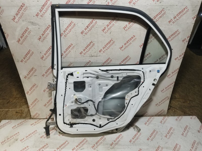 Дверь боковая, 12000 рублей, Владимир