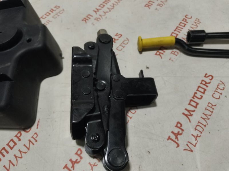 Домкрат, 2500 рублей, Владимир