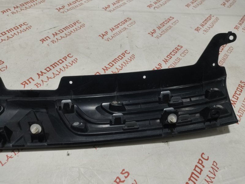 Решетка радиатора, 2000 рублей, Владимир