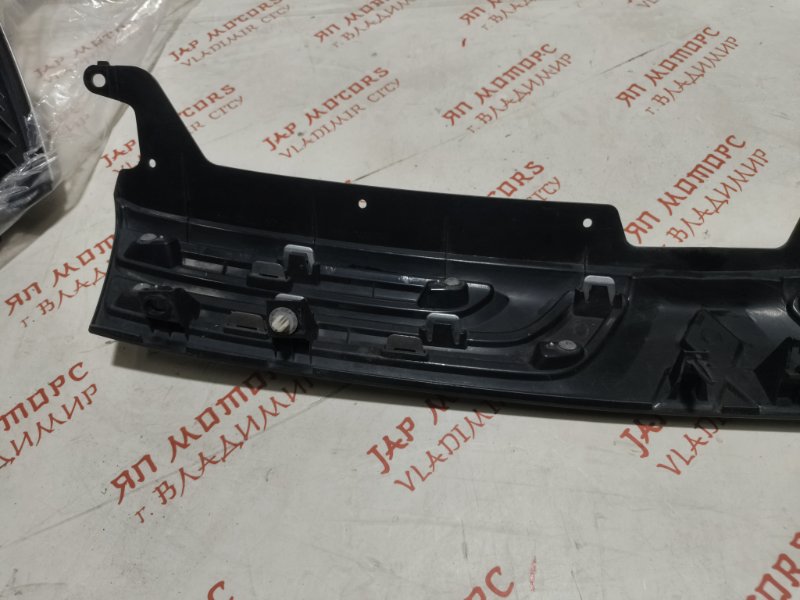 Решетка радиатора, 2000 рублей, Владимир