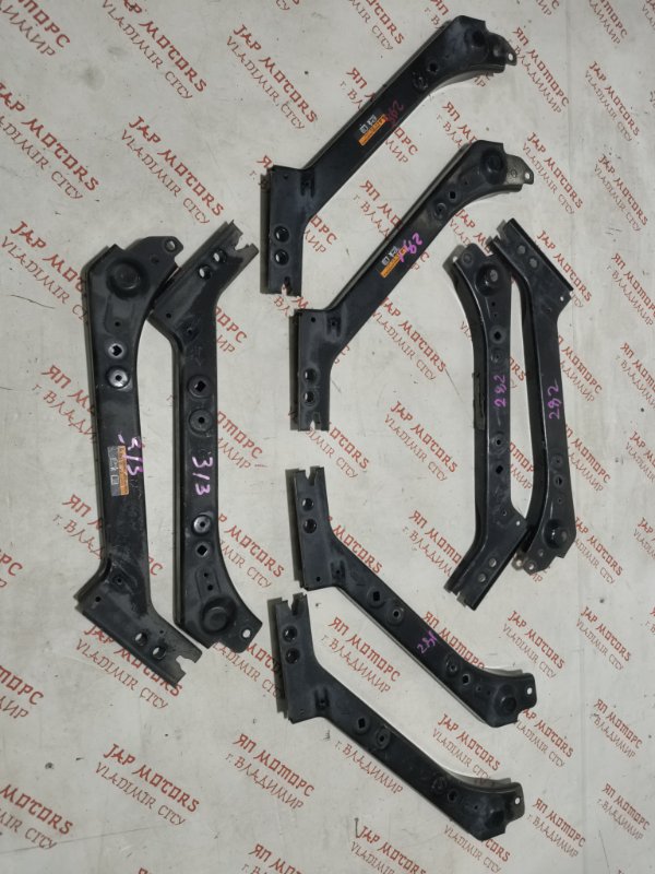 Крепление фары, 1000 рублей, Владимир