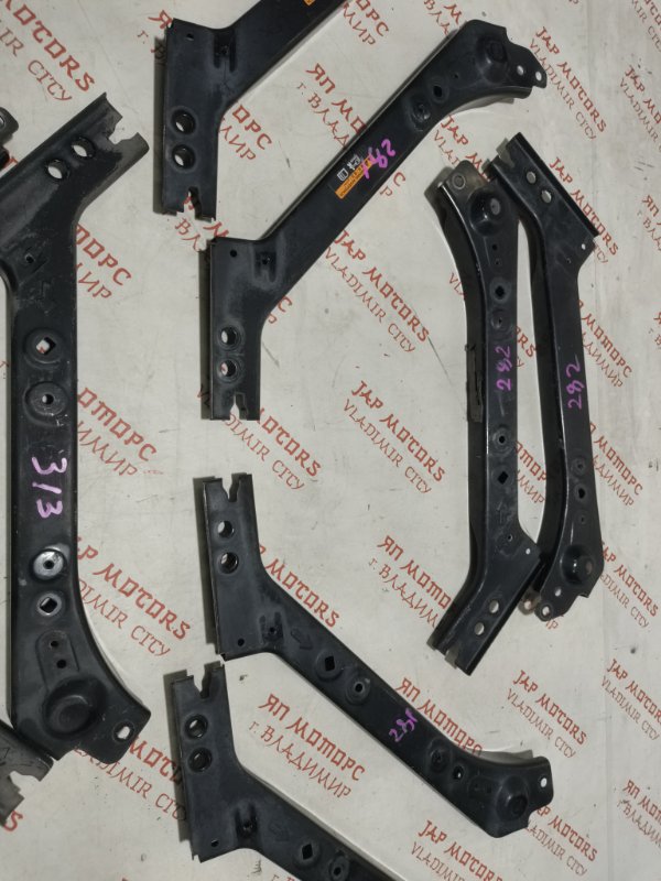 Крепление фары, 1000 рублей, Владимир