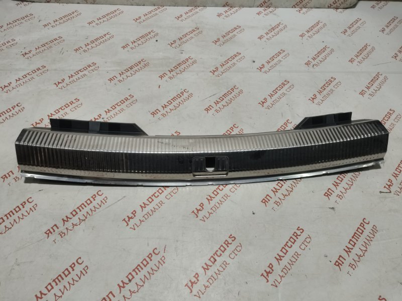 Накладка замка багажника, 3000 рублей, Владимир