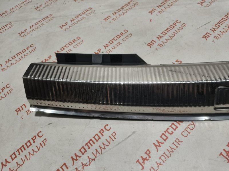 Накладка замка багажника, 3000 рублей, Владимир