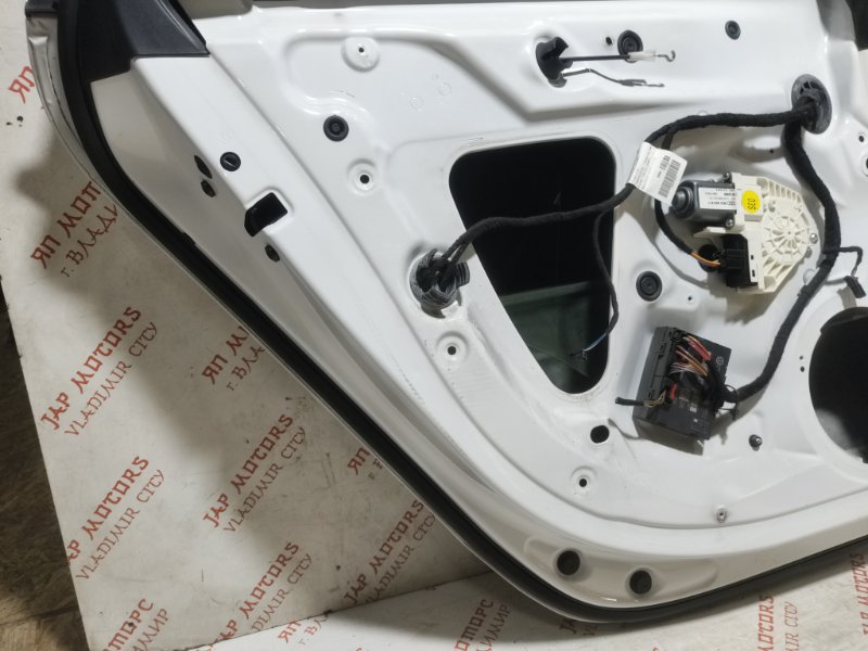 Дверь боковая, 12000 рублей, Владимир