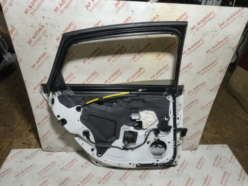 Дверь боковая, 9000 рублей, Владимир