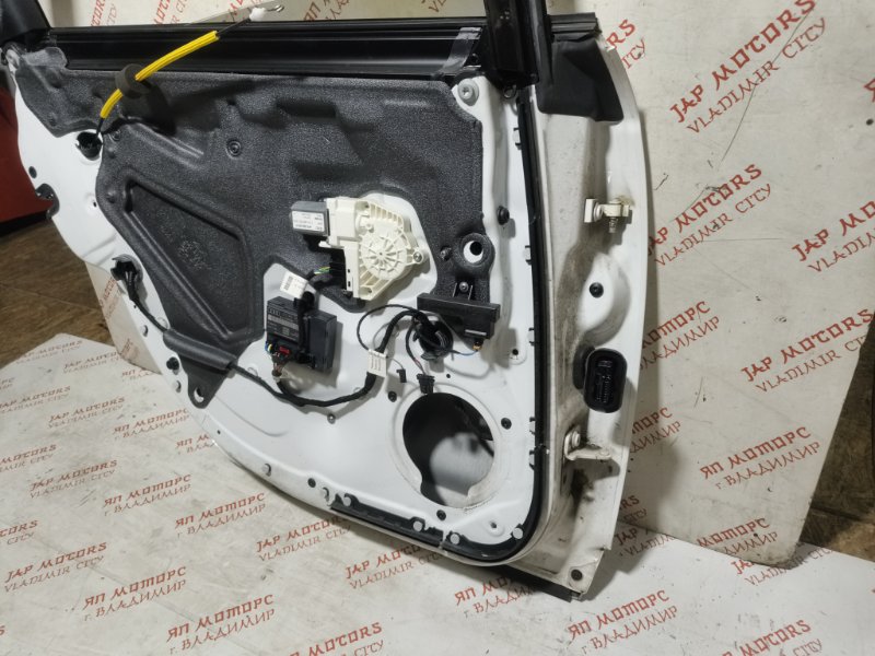 Дверь боковая, 9000 рублей, Владимир