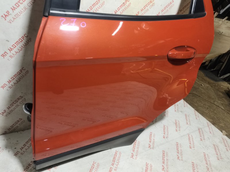 Дверь боковая, 32000 рублей, Владимир