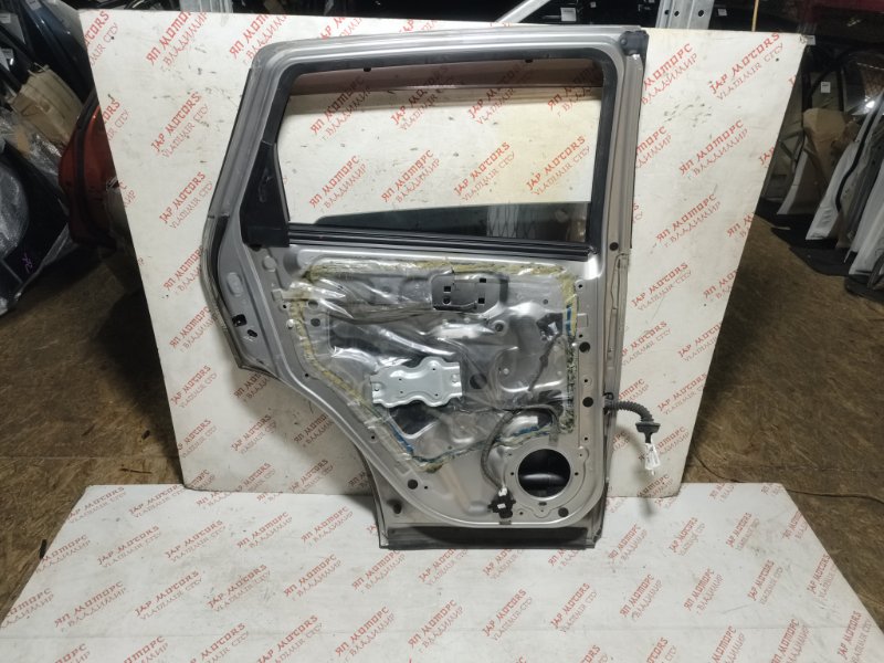 Дверь боковая, 10000 рублей, Владимир