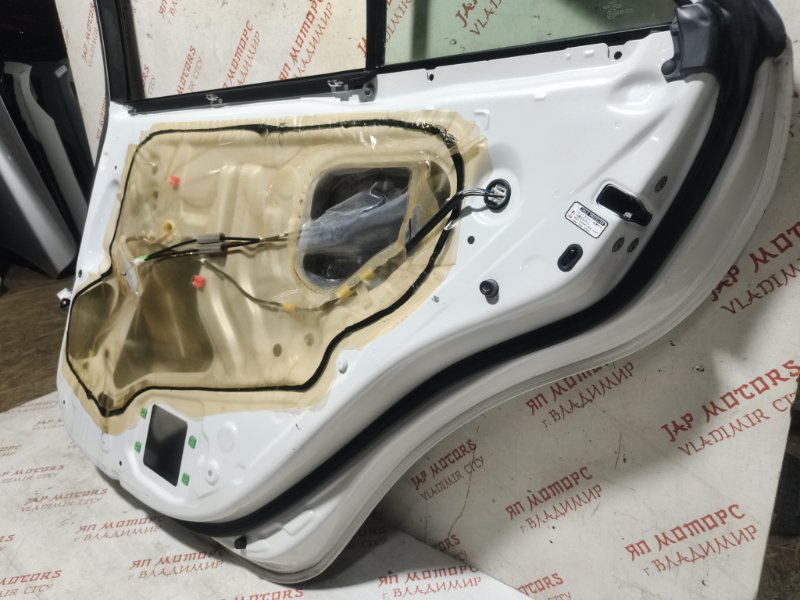 Дверь боковая, 15000 рублей, Владимир