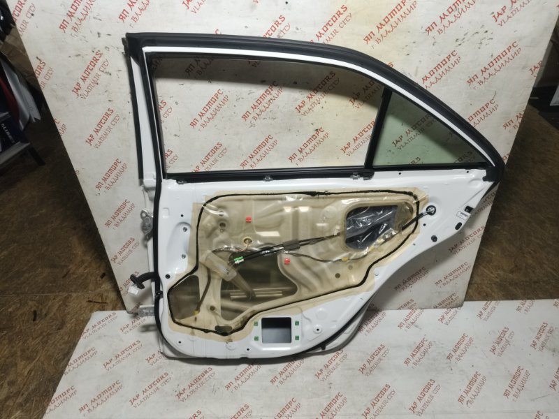 Дверь боковая, 15000 рублей, Владимир