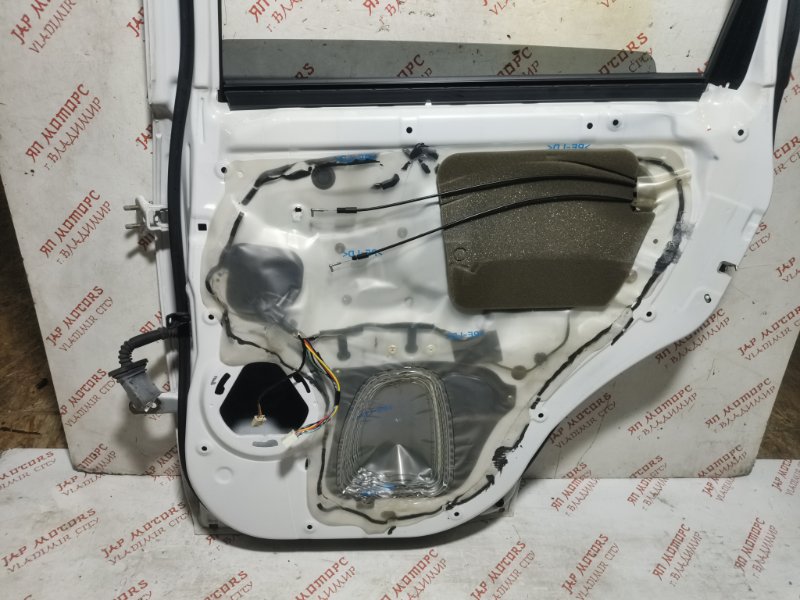 Дверь боковая, 12000 рублей, Владимир