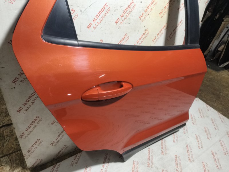 Дверь боковая, 32000 рублей, Владимир