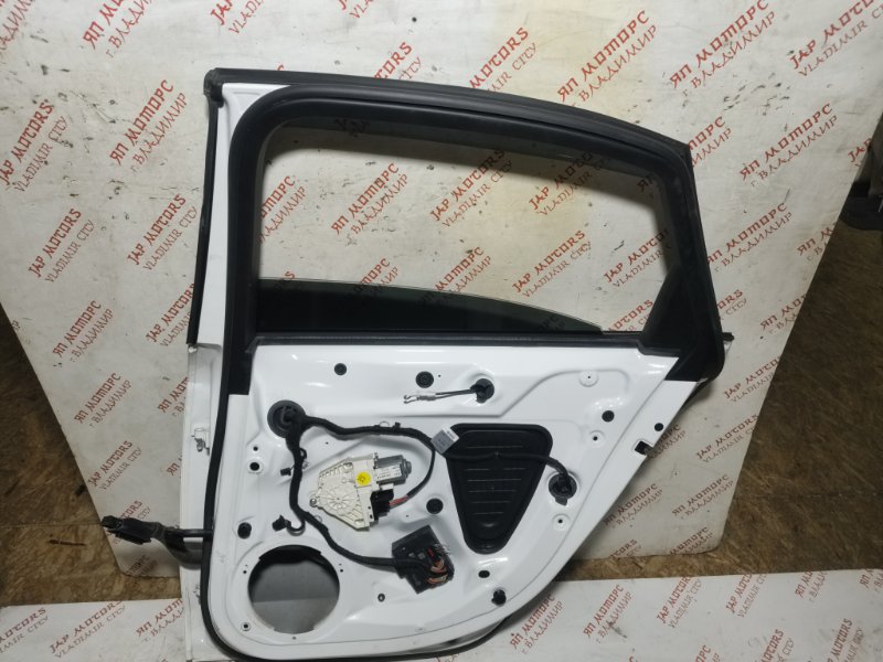 Дверь боковая, 12000 рублей, Владимир