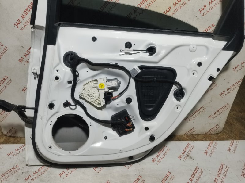 Дверь боковая, 12000 рублей, Владимир