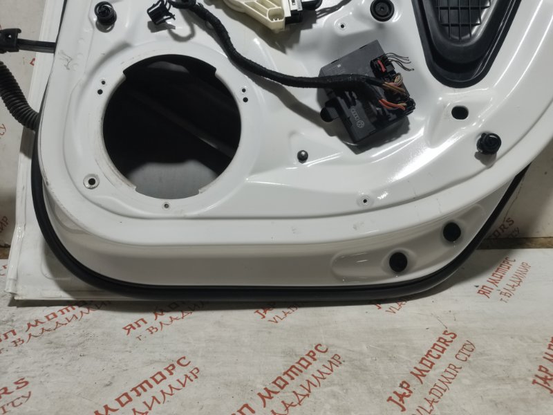 Дверь боковая, 12000 рублей, Владимир