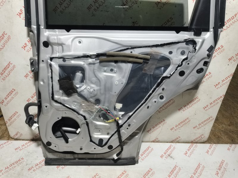 Дверь боковая, 12000 рублей, Владимир