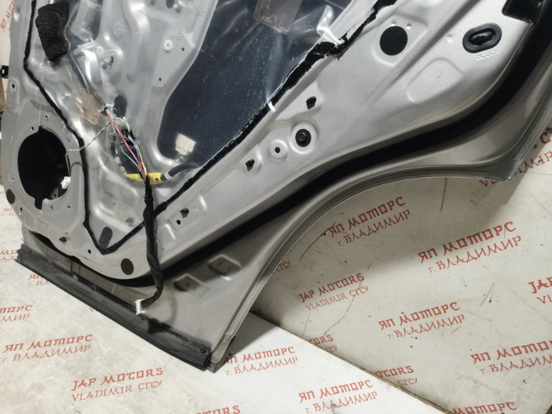 Дверь боковая, 12000 рублей, Владимир