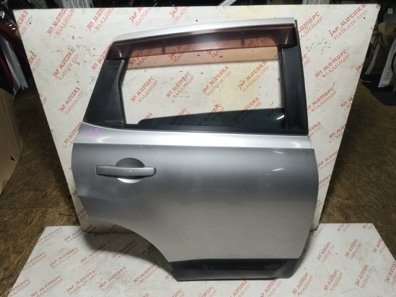 Дверь боковая, 13000 рублей, Владимир