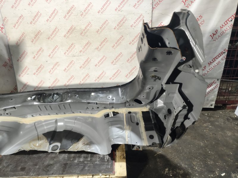 Задняя панель кузова, 18000 рублей, Владимир