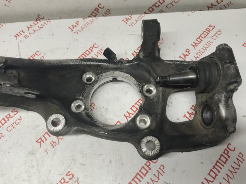 Кулак поворотный, 16500 рублей, Владимир