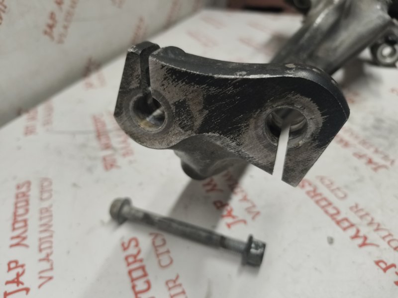 Кулак поворотный, 16500 рублей, Владимир