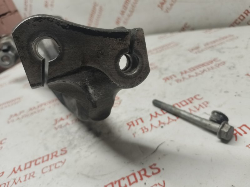 Кулак поворотный, 16500 рублей, Владимир