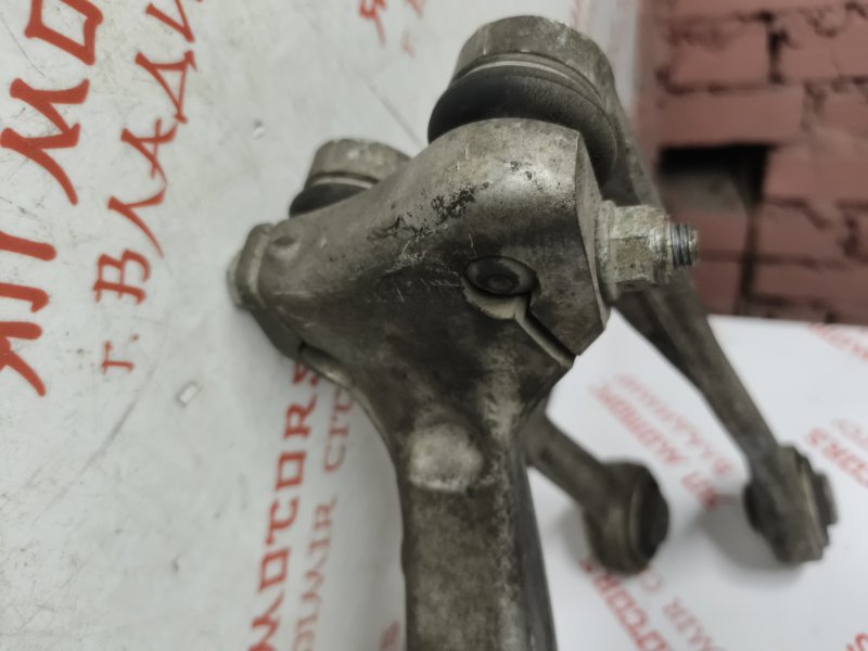 Кулак поворотный, 10000 рублей, Владимир