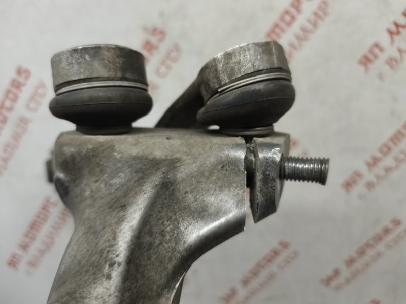 Кулак поворотный, 10000 рублей, Владимир