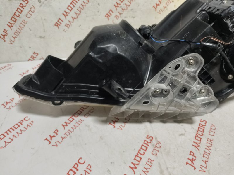 Фара ксеноновая, 12000 рублей, Владимир