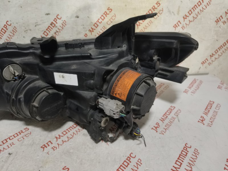 Фара ксеноновая, 20000 рублей, Владимир