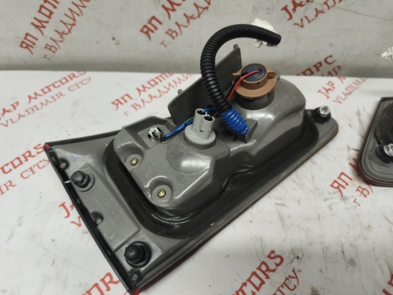 Фонарь задний, 3000 рублей, Владимир