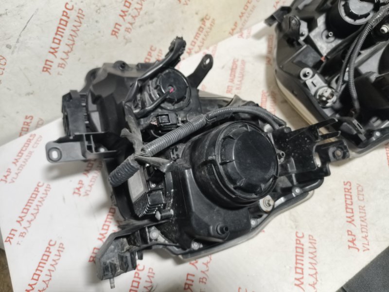 Фара ксеноновая, 35000 рублей, Владимир