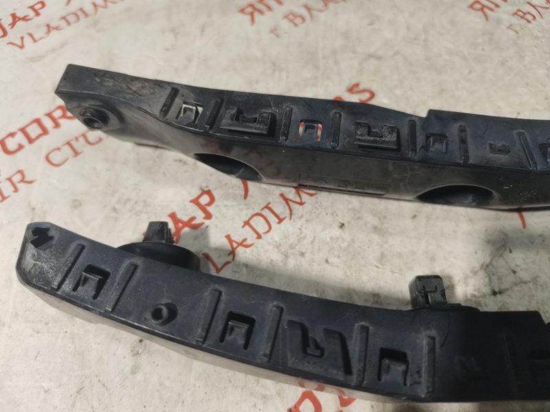 Крепление бампера, 1000 рублей, Владимир