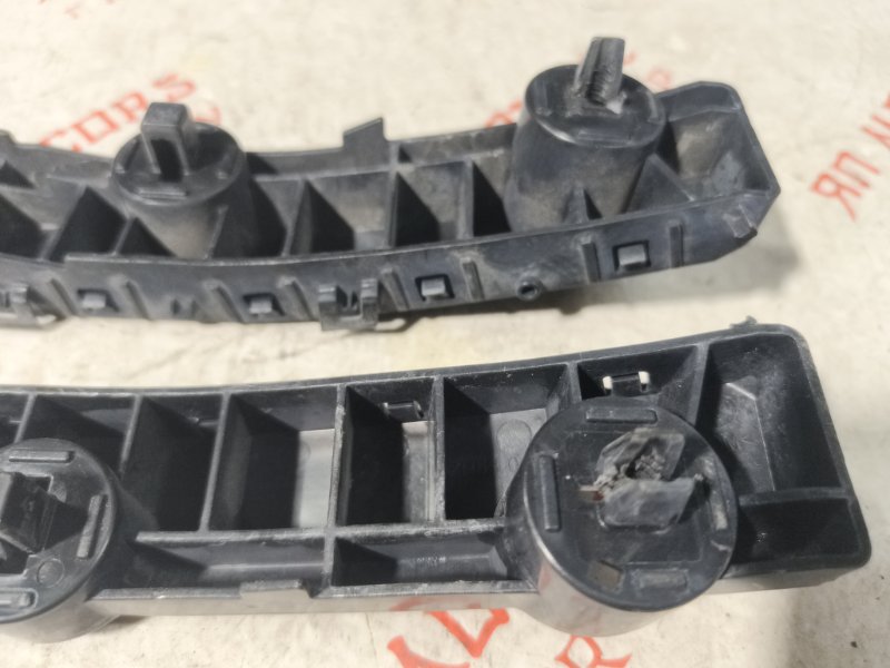 Крепление бампера, 1000 рублей, Владимир