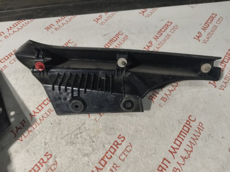 Накладка кузова, 2000 рублей, Владимир