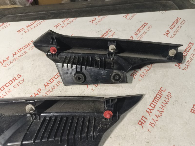 Накладка кузова, 2000 рублей, Владимир