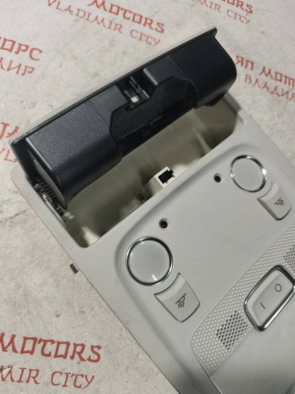 Плафон подсветки салона, 3000 рублей, Владимир