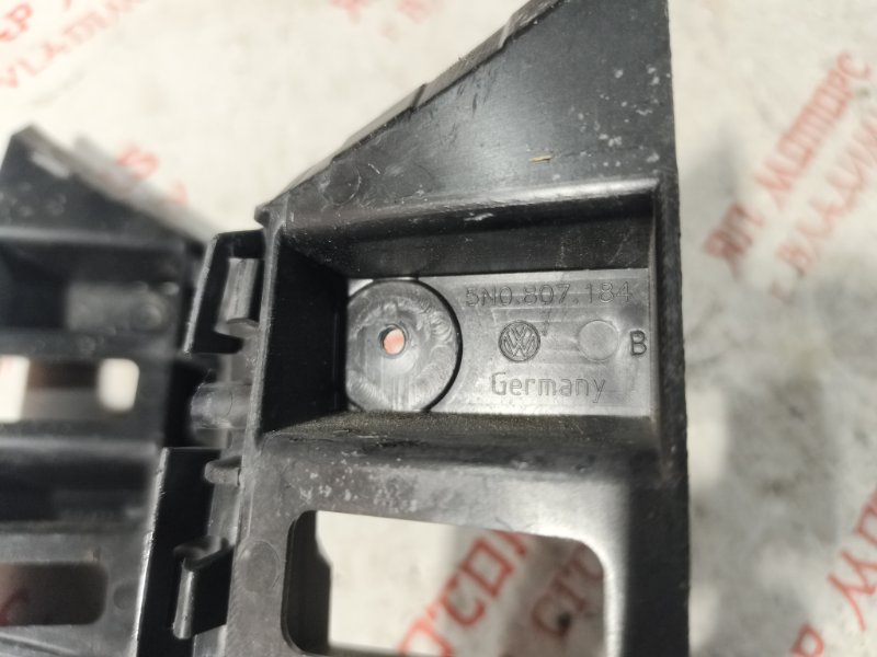 Крепление бампера, 1000 рублей, Владимир