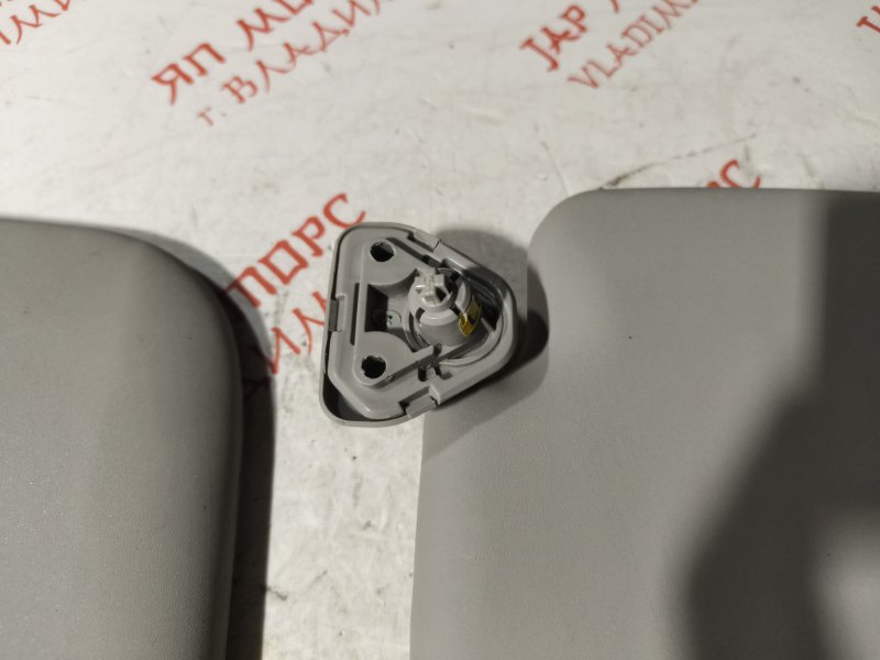 Козырек солнцезащитный, 1000 рублей, Владимир